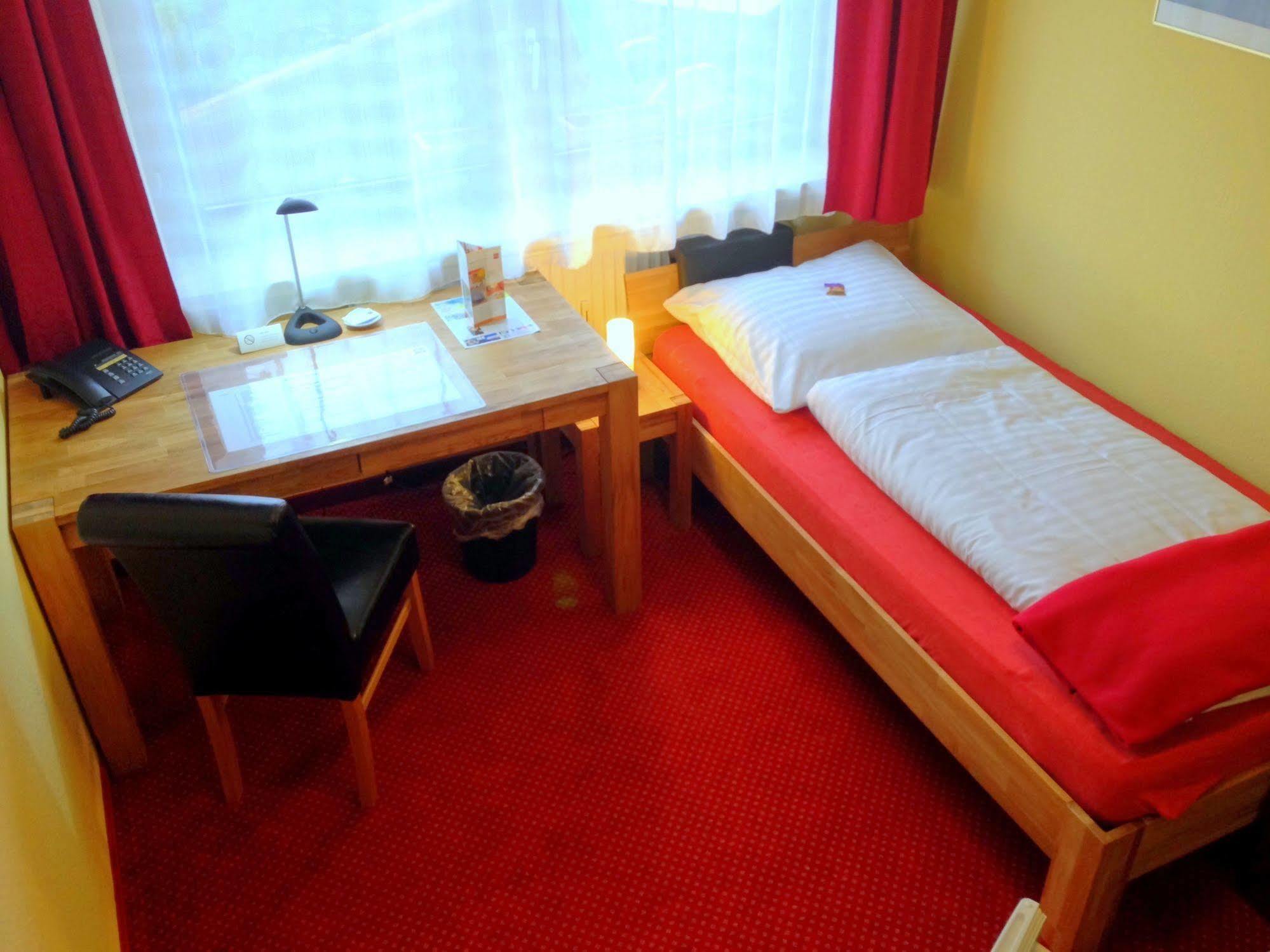 Hotel Marktterrassen Hennef  Buitenkant foto